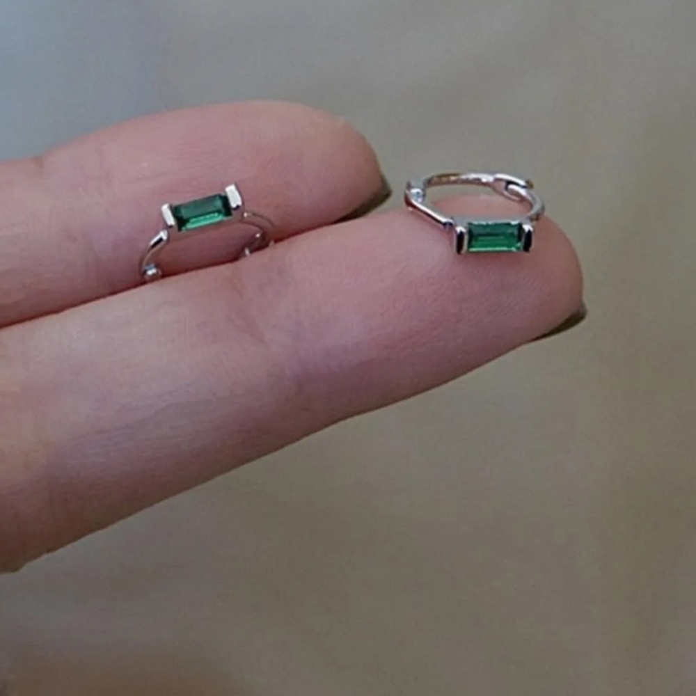 Earrings - Picture 8 of 13
